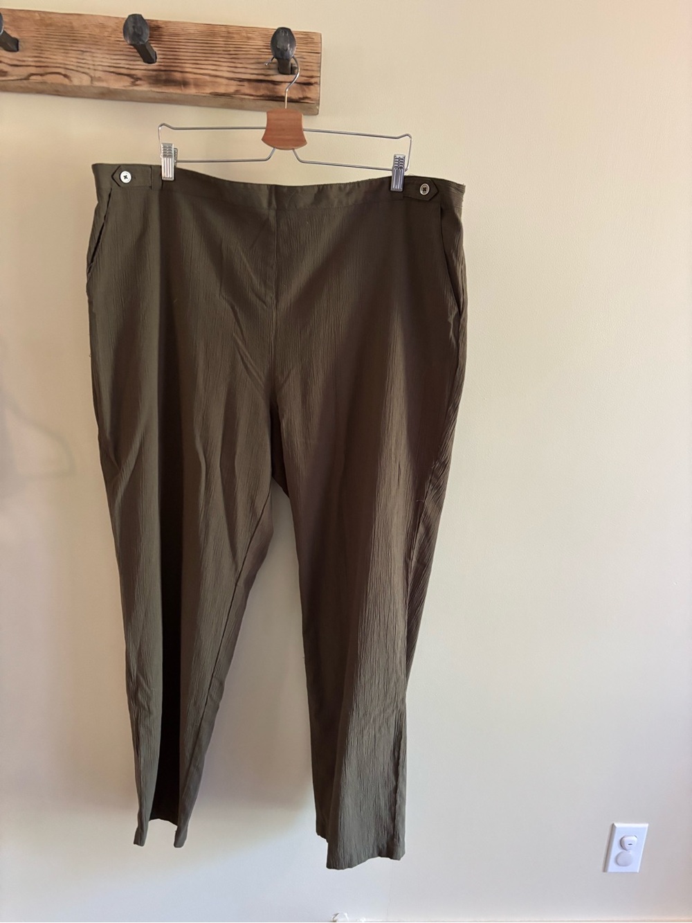 160.) Traditions / Olive Green Gauze Straight-Leg Pants
